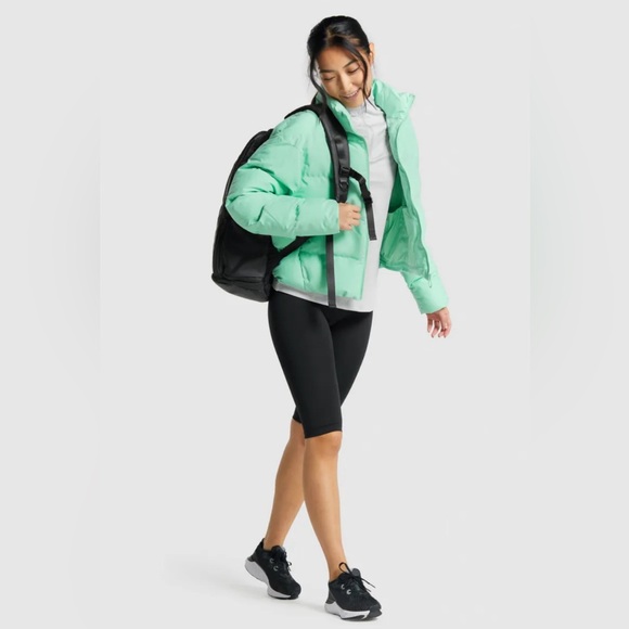 GYMSHARK Puffer Jacket - Picture 4 of 9